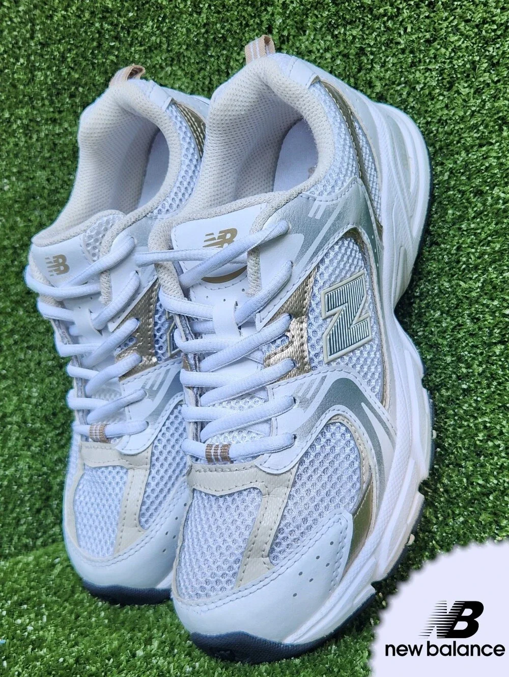 New Balance Big Girls Running White Metallic Gold Sneakers Shoes Size 5 Youth